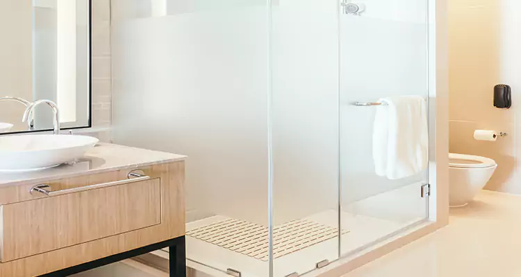 Expert Shower Door Fix and Repair in New Port Richey, FL