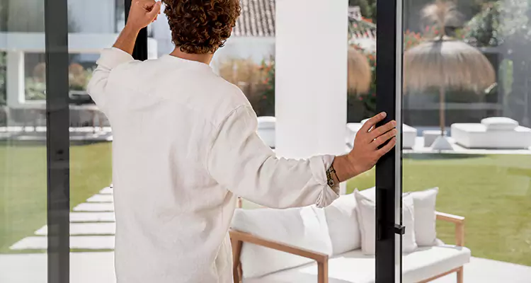 Fix Backyard Sliding Door Hard To Operate in New Port Richey, FL